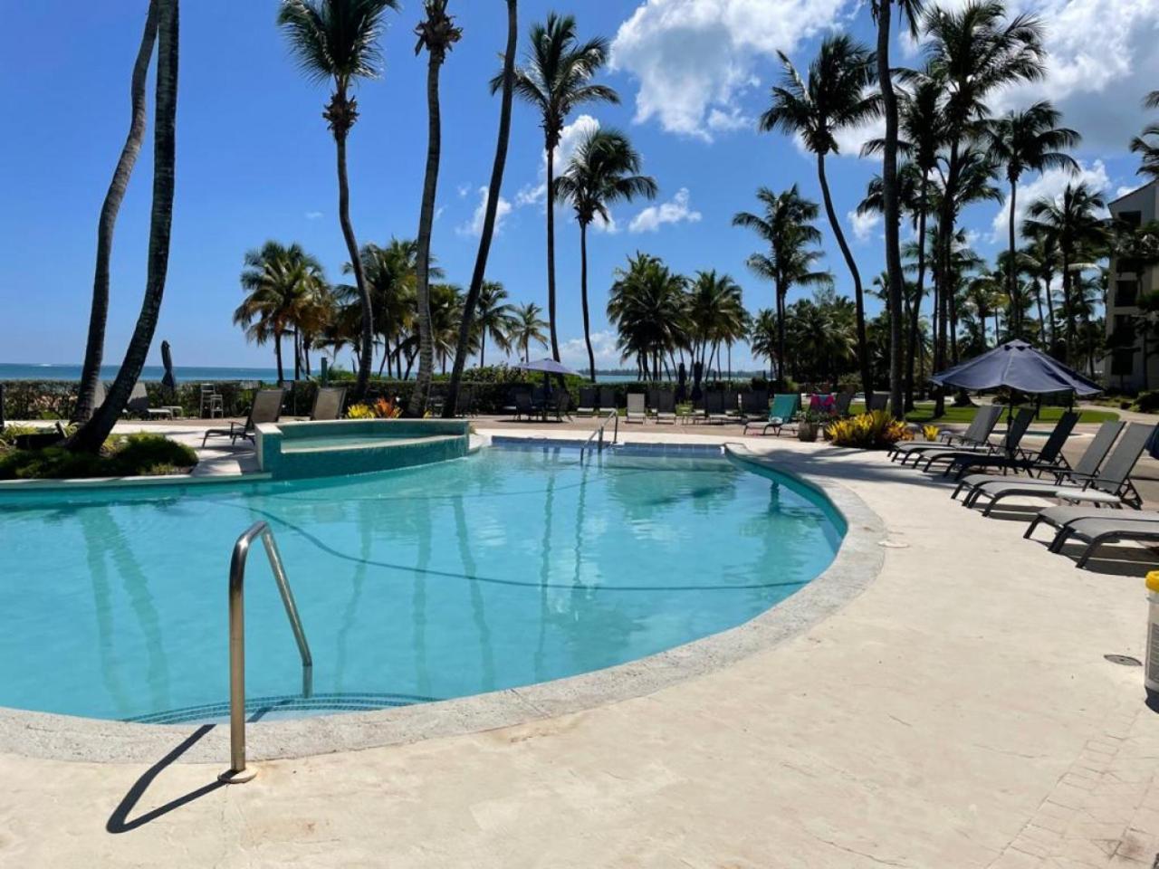 Beachfront Luxury 2 Bedroom At Wyndham Rio Mar, Pr ลูควิโญ ภายนอก รูปภาพ